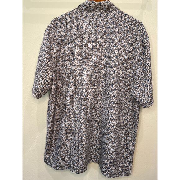 Tommy Bahama 100% Silk Gray/Blue Geometric Pattern Short Sleeved Mens Shirt  XL - Picture 6 of 6